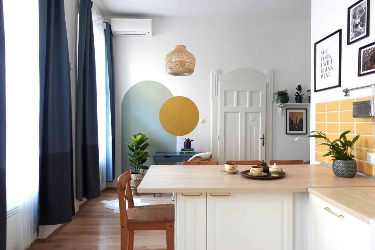 Bpr Pastellion Art Home In Buda ブダペスト エクステリア 写真