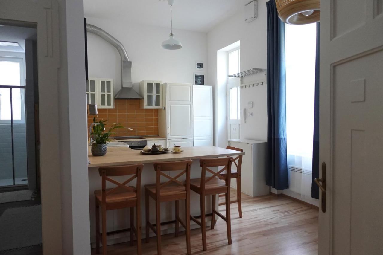 Bpr Pastellion Art Home In Buda ブダペスト エクステリア 写真